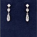 Costume jewelry suppliers manufacturers pierced crystal earring for retail asle. Elegant earings with tear drop, heart shape, and diamond shaped cz stone