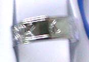 Teen's fashion toe ring with feet display