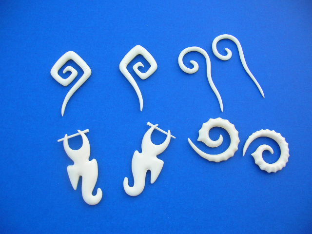 Balinese handmade ladies organic bone earrings in new age designs - body accessory wholesale dealer