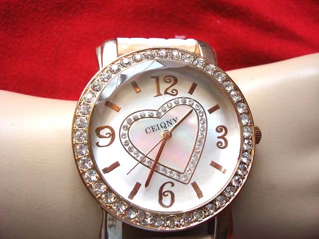 Heart theme clock face on jeweled frame of fashion watch - Ladies accessories online