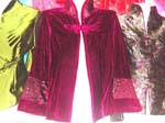 Red faux fur collar outer wear with Chinese art pattern on both hand 