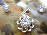 ish hook heart shape frame earring with filigree  and sterling silver inlaid